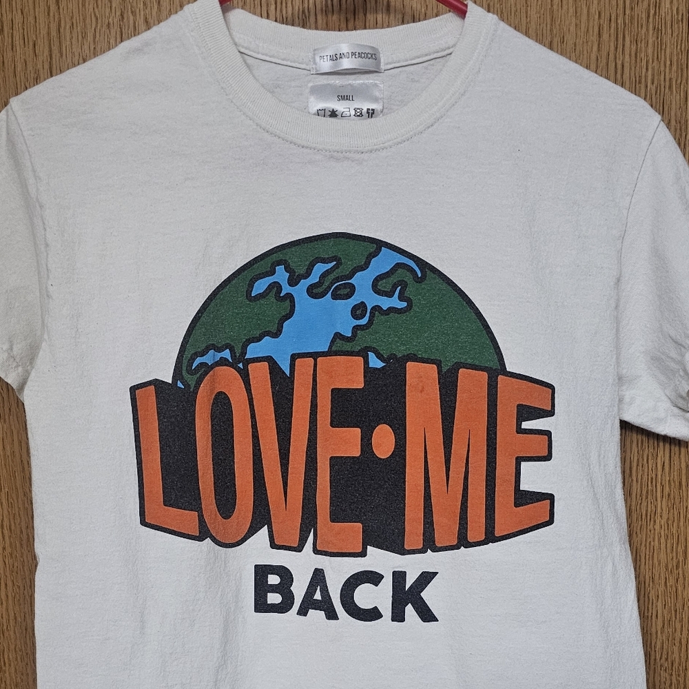 Graphic t-shirt